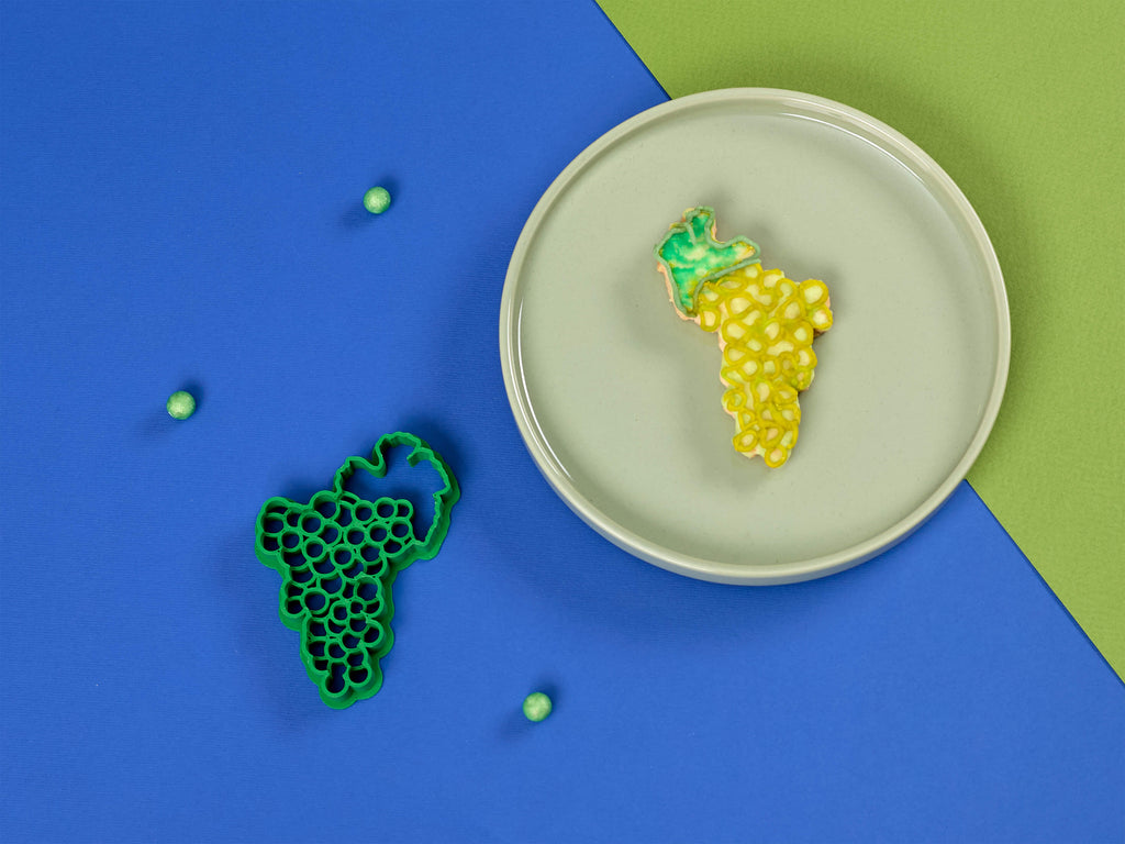 Keksausstecher Weintraube mit Kekse dekoriert